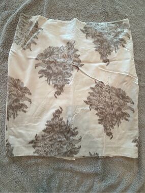 Ann Taylor Cream Pencil Skirt with Taupe Botanical Print